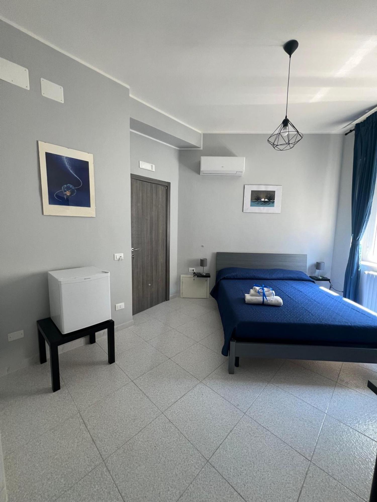 Settetrequattro Rooms Syracuse ภายนอก รูปภาพ